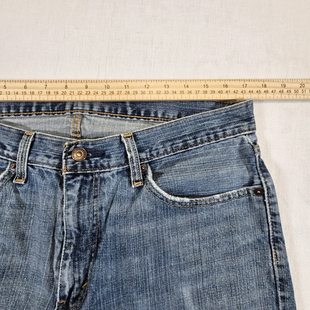 Levis 559 Jeans Mens 33 34 Straight Leg Blue Denim Relaxed Fit Medium Wash‎